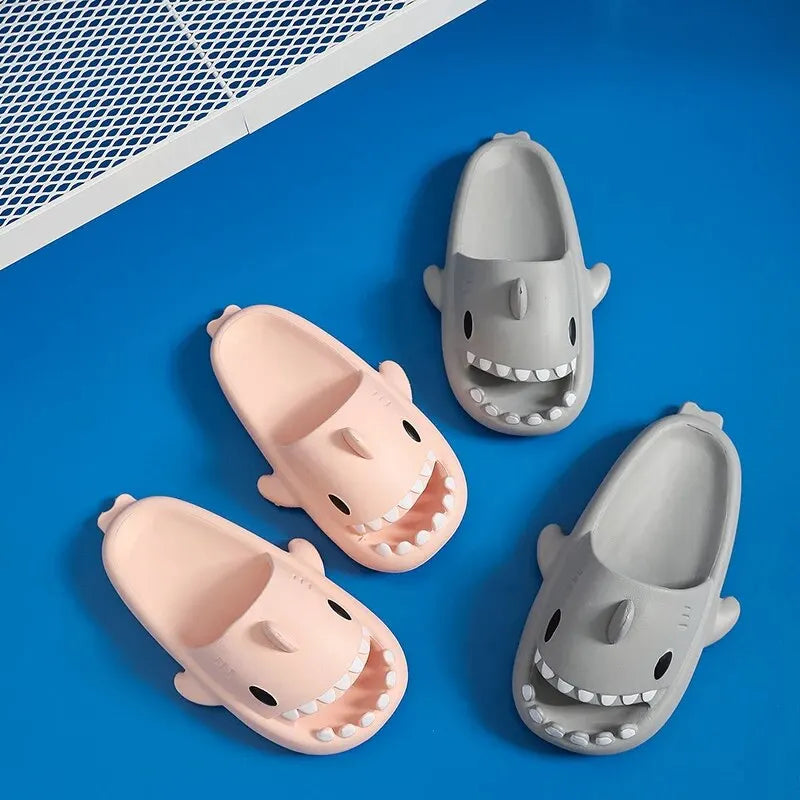 Cute Shark Slippers Platform Women Men Indoor Bathroom Cloud Slides Couples Summer Soft Eva Female Male Beach Flip Flops